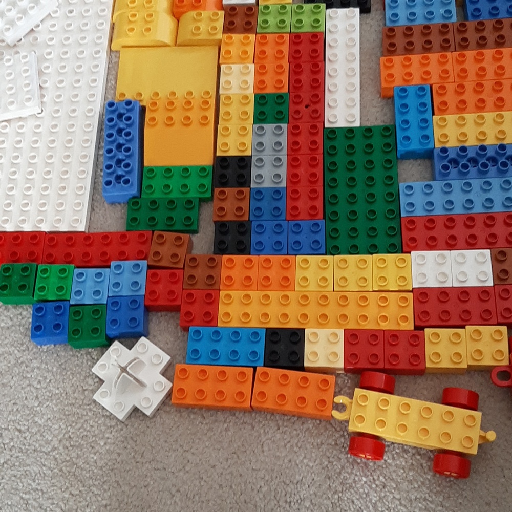 Classic Lego Duplo Building Blocks Assortment - Picture 6 of 6
